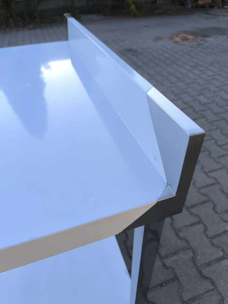 Nerez pracovní stůl 90x60x85, s policí, se zadním lemem
