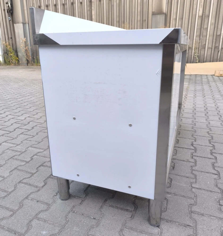 Nerezový skříňový stůl s posuvnými dveřmi – 150 x 60 x 85 cm